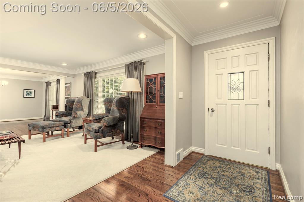 19141 Warwick Street, Franklin, MI 48025 — Photo 9