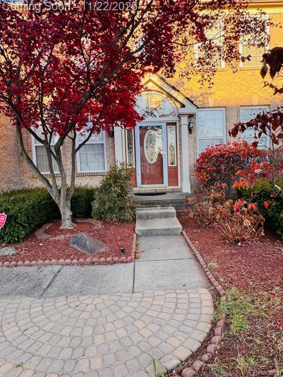 4728 Walden Drive, Troy, MI 48098 — Photo 3