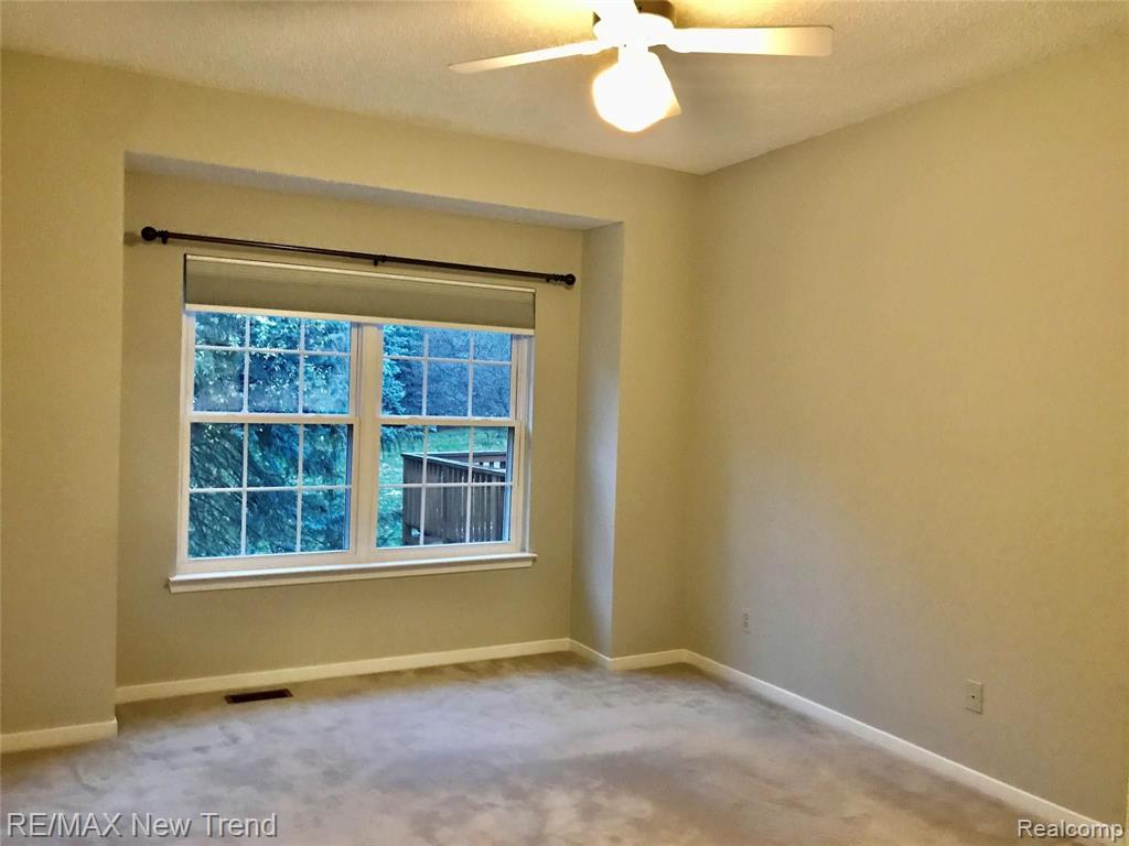 41855 CANTEBURY Drive, Novi, MI — Photo 9