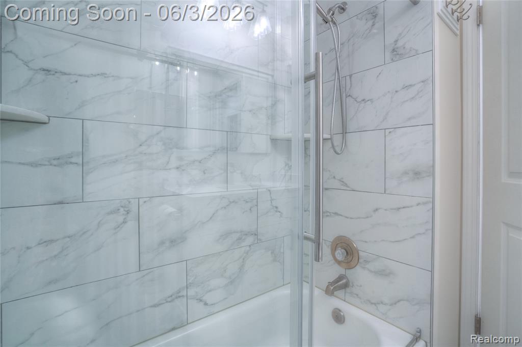 4323 Brayan Drive, Swartz Creek, MI 48473 — Photo 15