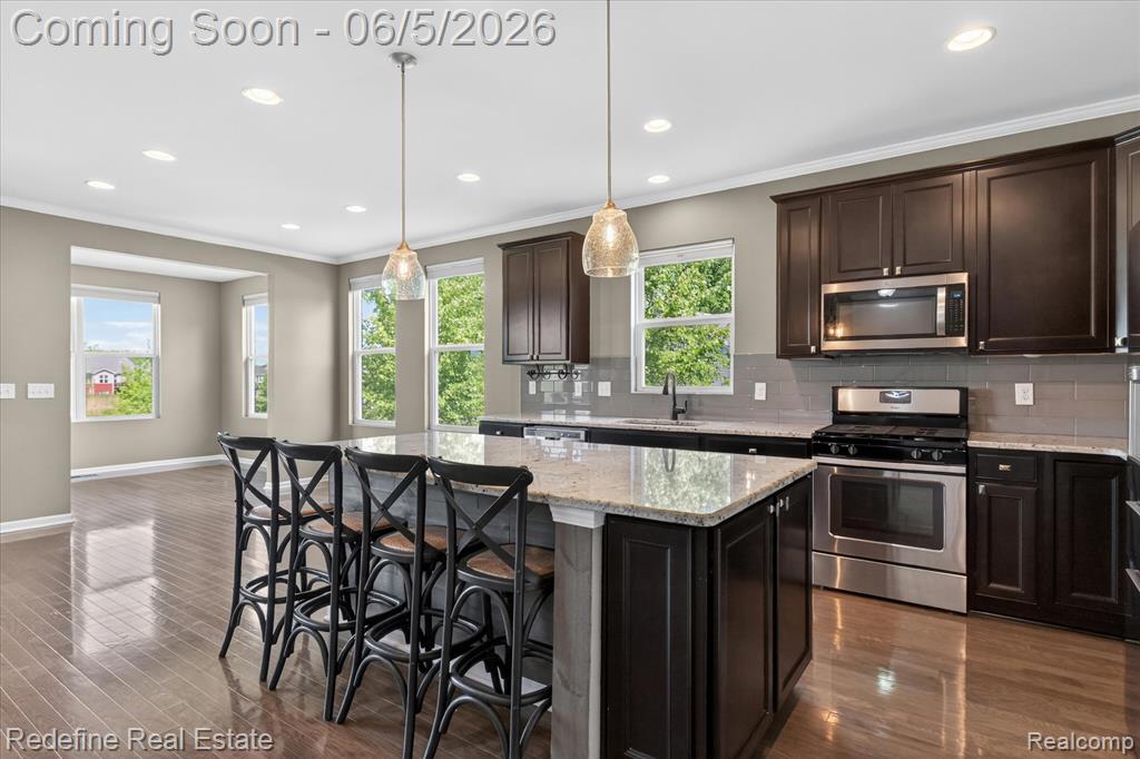 49916 Alden, Canton, MI 48188 — Photo 14