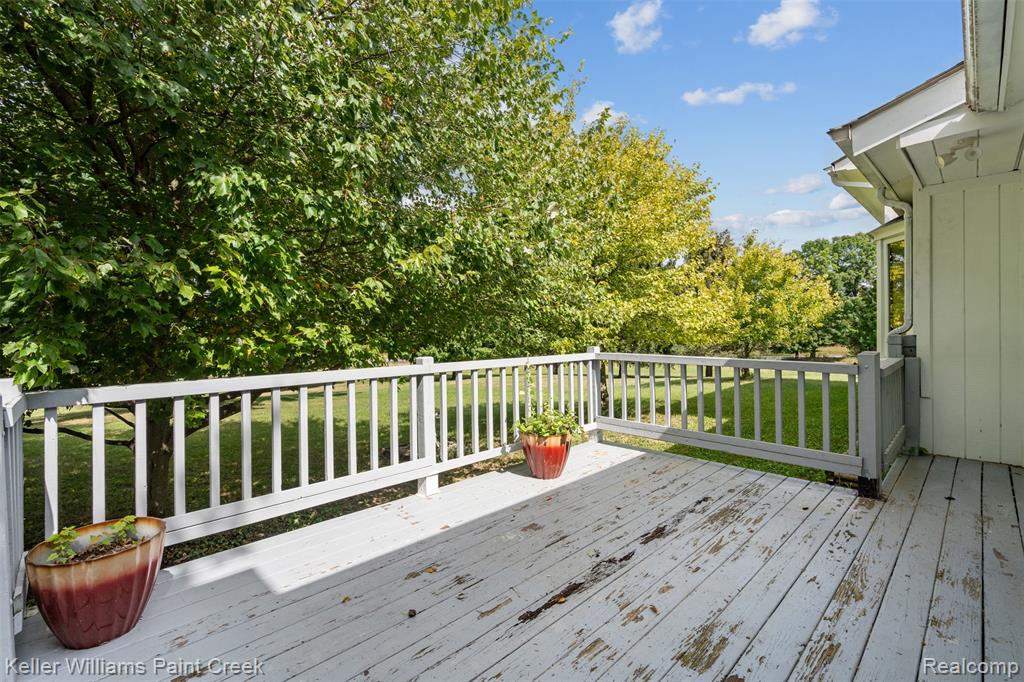 990 N Oxford Road, Oxford, MI 48371 — Photo 18