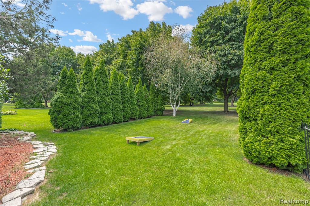 41846 Sutters Lane, Northville, MI 48168 — Photo 43