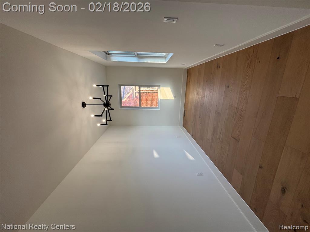 10024 Borgman Avenue, Huntington Woods, MI — Photo 4