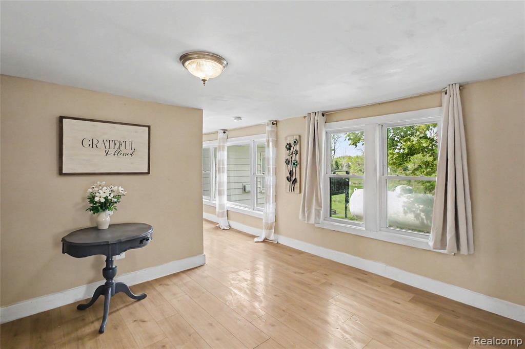 9433 E Lovejoy Road, Perry, MI 48872 — Photo 5