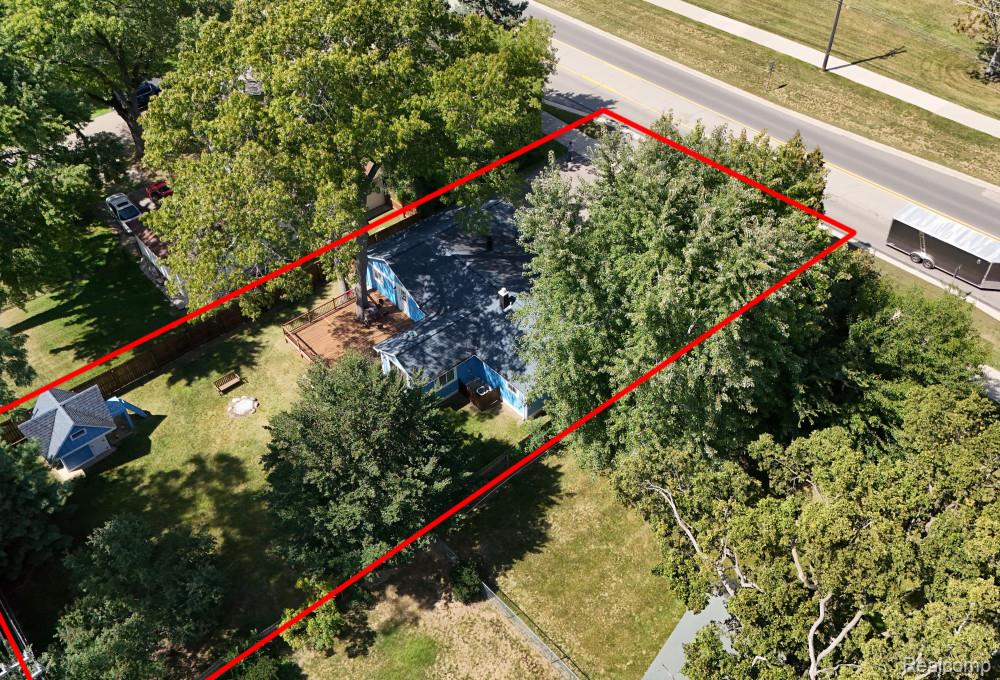 7377 Cooley Lake Road, West Bloomfield, MI 48324 — Photo 53