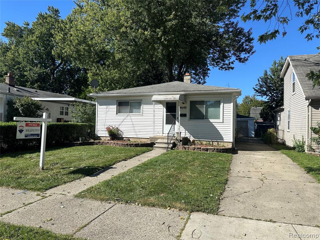 4640 Edgewood Street, Dearborn Heights, MI 48125 — front exterior