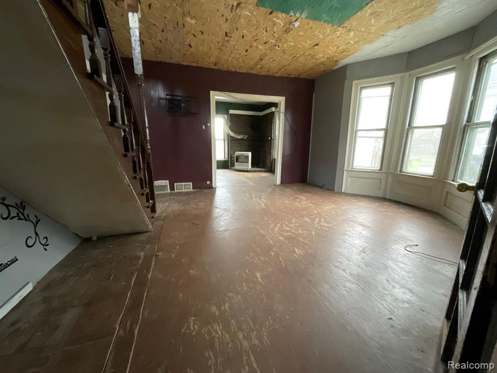 4530 EAST Road, Leonard, MI 48367 — Photo 11
