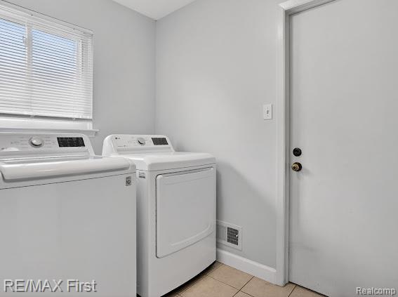 42446 Sycamore Drive, Sterling Heights, MI 48313 — Photo 28