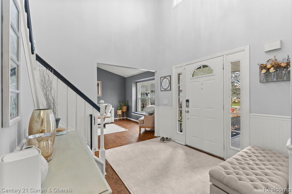 42745 LEDGEVIEW Drive, Novi, MI 48377 — Photo 5