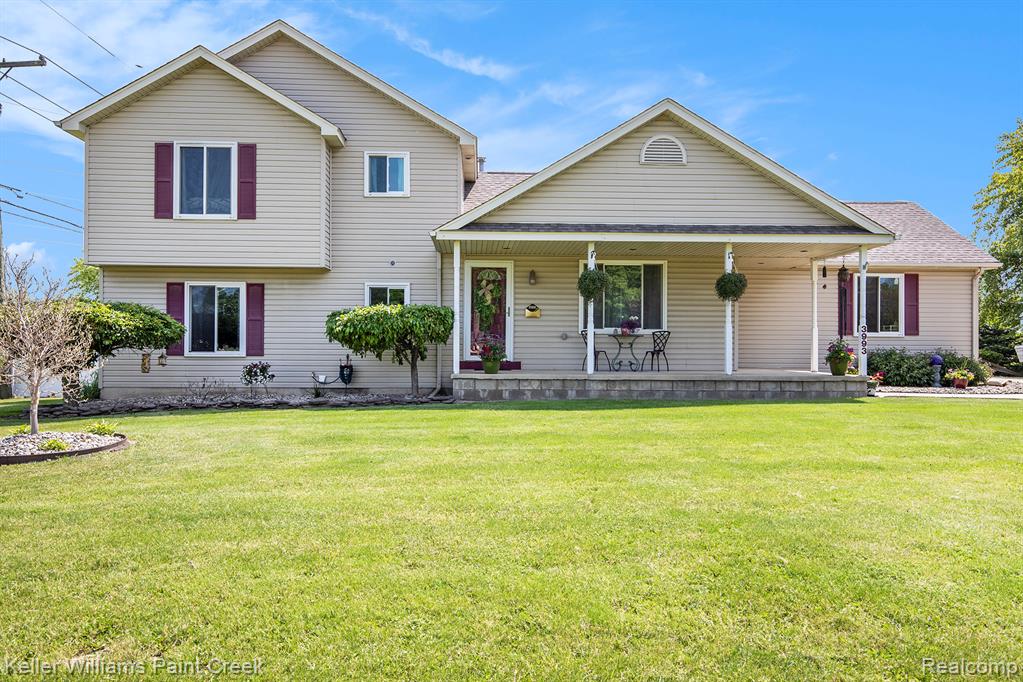 3993 Single Tree Circle, Dryden, MI 48428 — Photo 2