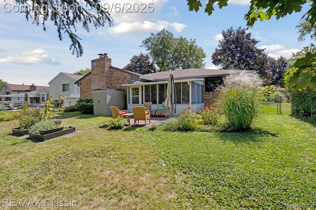 806 Abbey Lane, Milford, MI 48381 — Photo 34