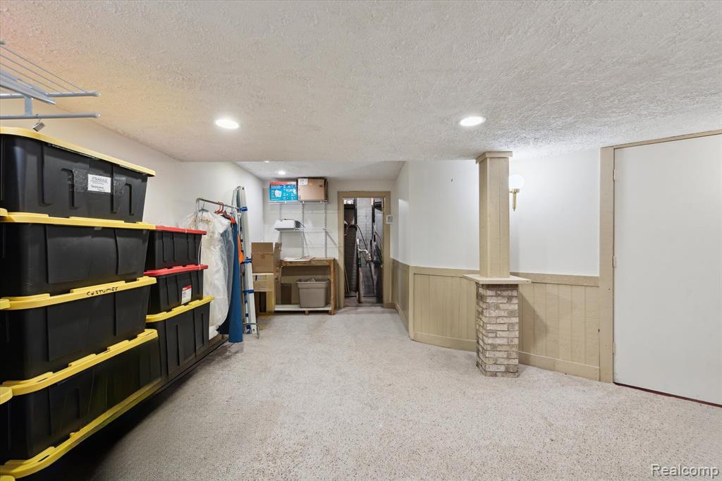 810 CARRINGTON Boulevard, Monroe, MI 48161 — Photo 58