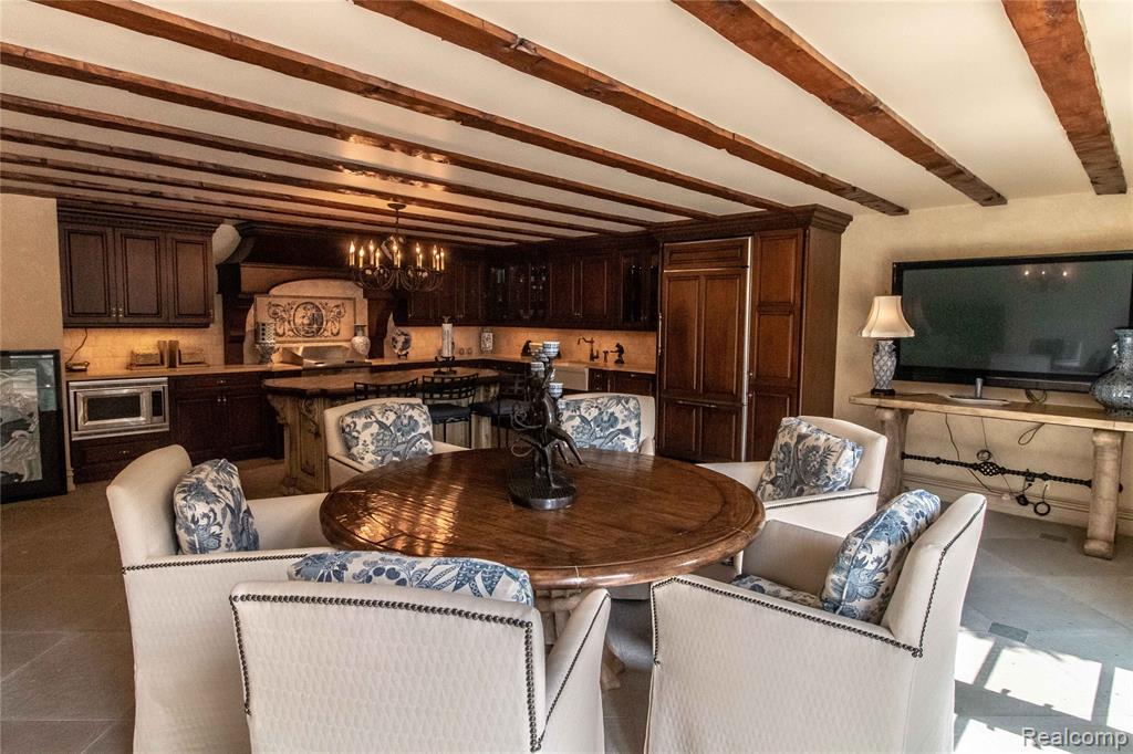 2756 Turtle Bluff Drive, Bloomfield Hills, MI, 48302