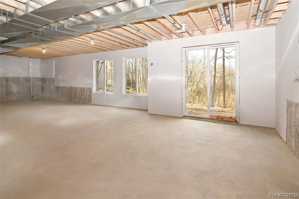 486 Green Hill Lane, Lake Orion, MI — Photo 36
