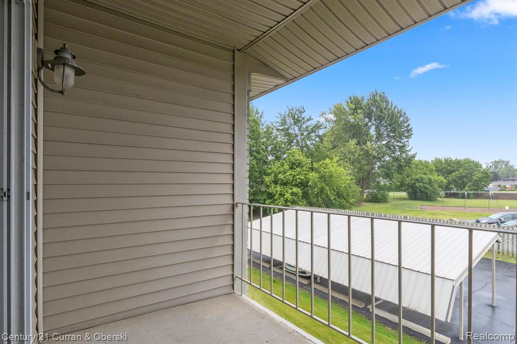 10159 ALLEN POINTE Drive, Allen Park, MI 48101 — Photo 15
