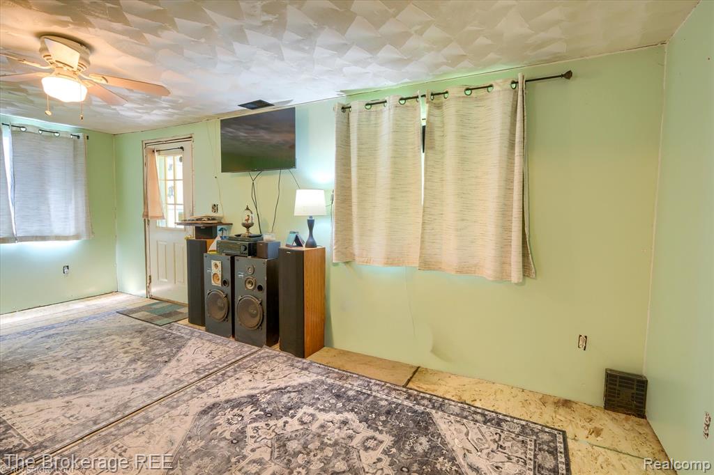 2453 Clarice Avenue, Burton, MI 48519 — Photo 6