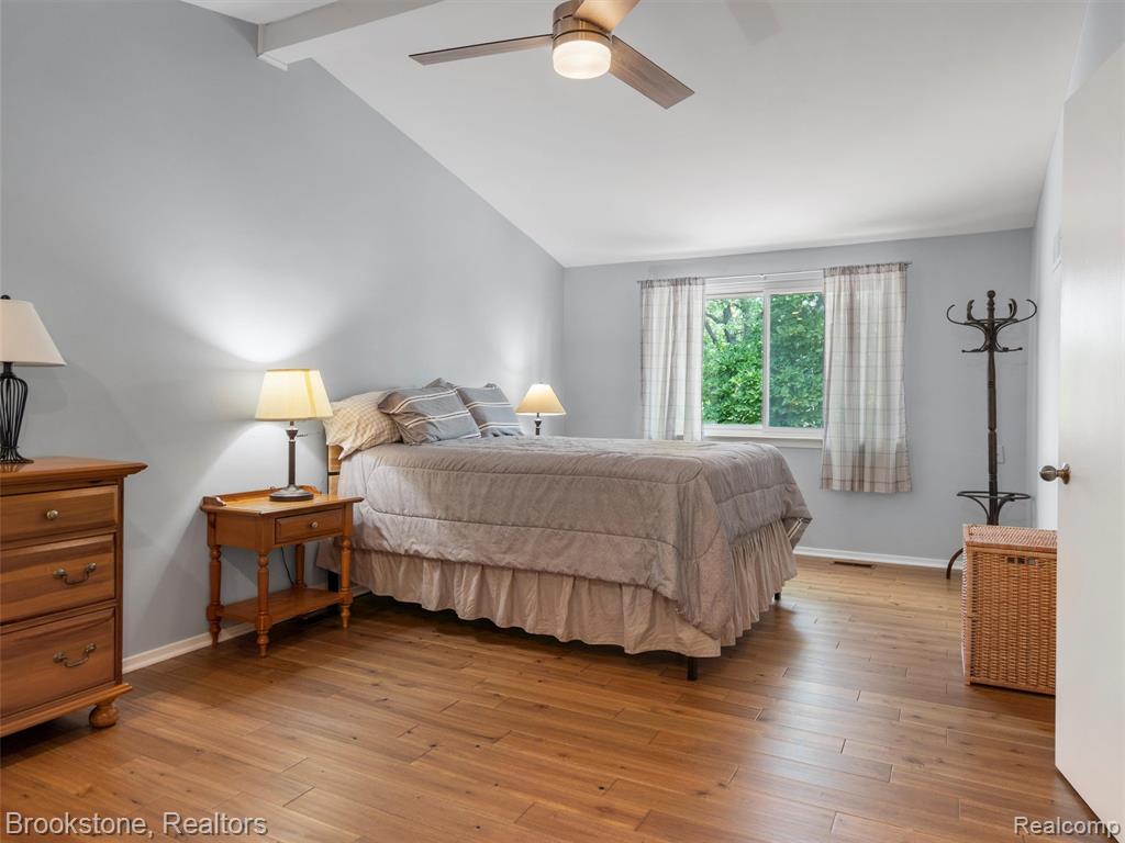 1652 S Hill Circle, Bloomfield Hills, MI 48304 — Photo 18