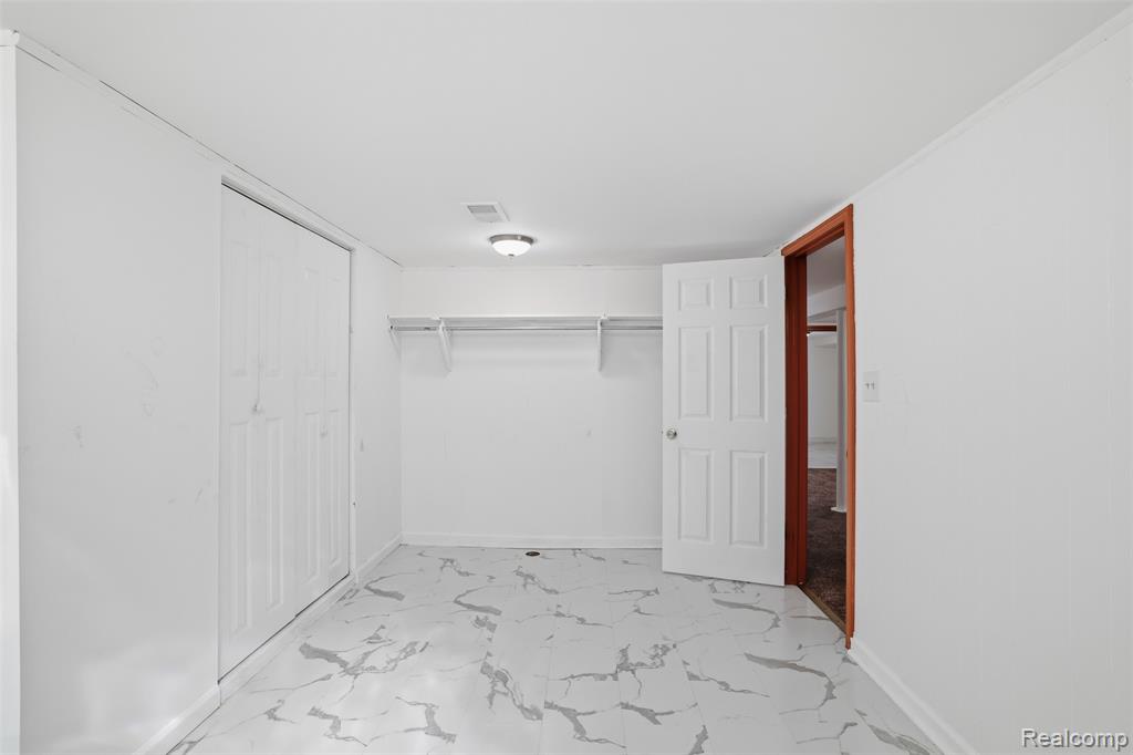 3418 Winterfield Drive, Warren, MI 48092 — Photo 36