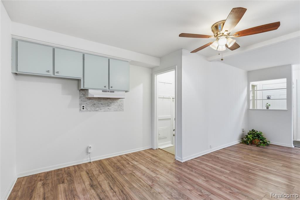 755 Scottwood Street, Pontiac, MI 48340 — Photo 8