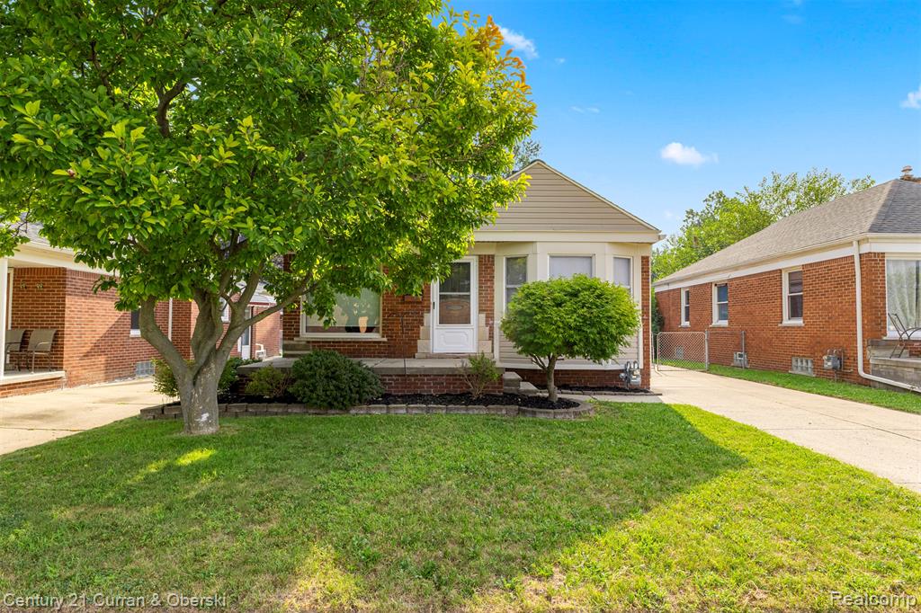 9299 Becker Avenue, Allen Park, MI 48101 — Photo 2