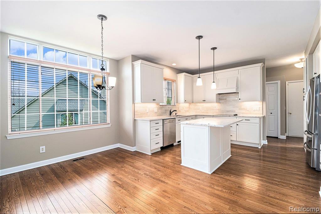 5245 MORET Court, Brighton, MI 48116 — Photo 6
