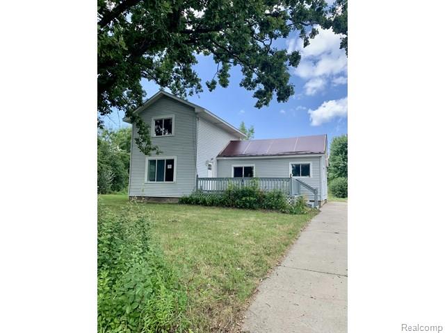 5273 E Dodge Road, Mount Morris, MI 48458 — front exterior
