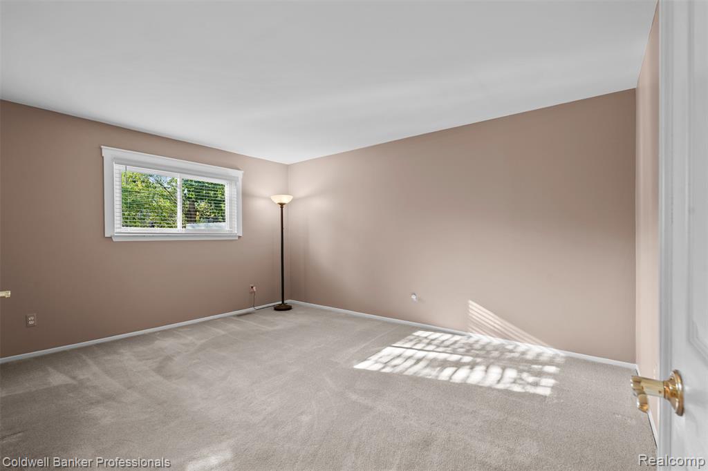 829 Glenulline Drive, Canton, MI 48187 — Photo 20