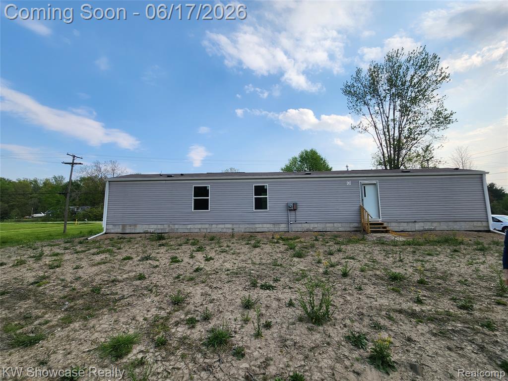 7240 PUTTYGUT Road, China, MI