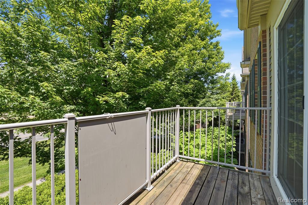 320 N Wixom Road, 30, Wixom, MI 48393 — Photo 27