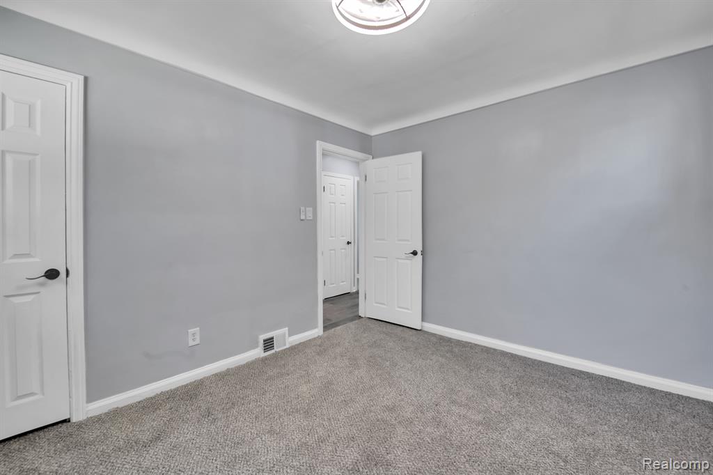 5926 BALFOUR Road, Detroit, MI 48224 — Photo 14