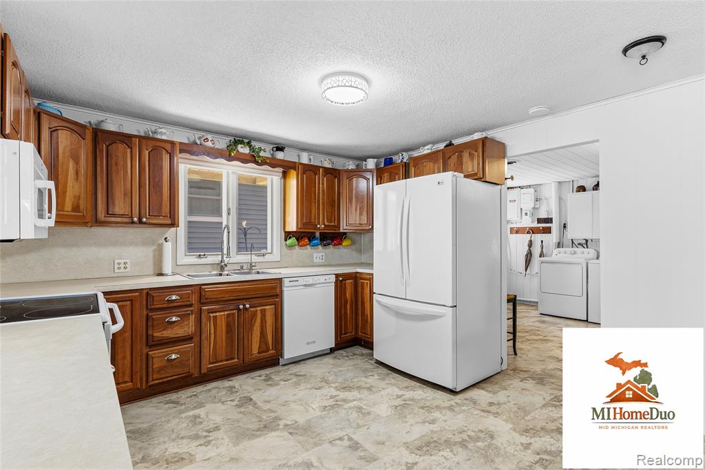 1947 Strait Tow Boulevard, Crystal, MI 48818 — Photo 25