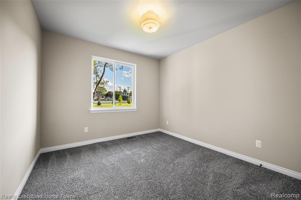 67745 Ashley Avenue, Richmond, MI 48062 — Photo 39