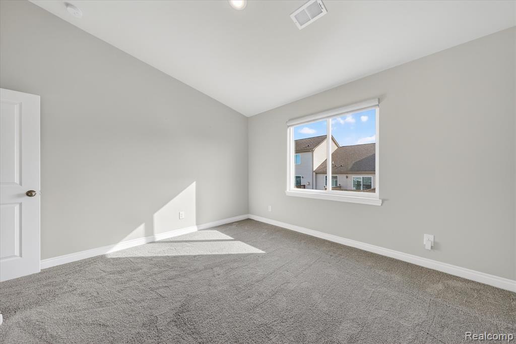 31005 Gregory Street, Grand Blanc, MI 48439 — Photo 28
