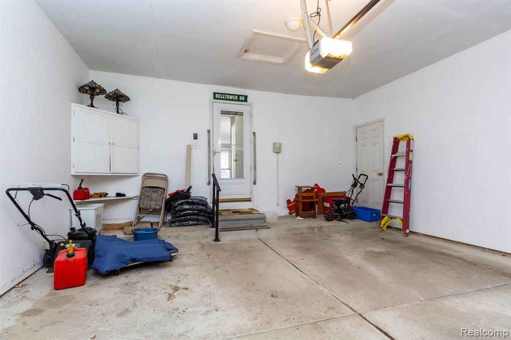 48784 BELLTOWER Drive, Macomb, MI 48044 — Photo 34