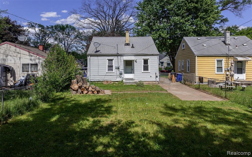 15489 DIXIE, Redford, MI 48239 — Photo 5