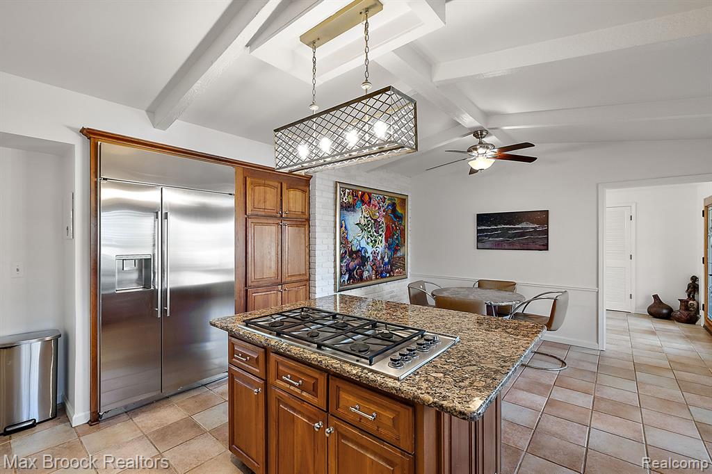 4384 SUNNINGDALE Drive, Bloomfield Hills, MI 48302 — Photo 16
