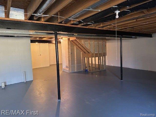 23636 MCCORT Drive, Flat Rock, MI 48134 — Photo 19