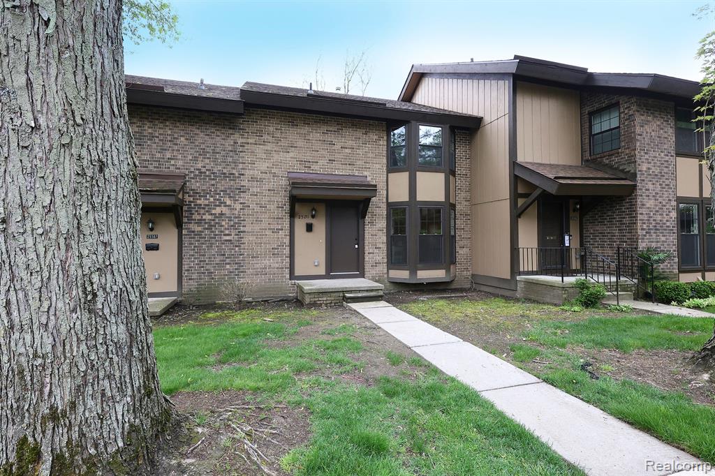25151 GREENBROOKE Drive, Southfield, MI 48033 — Photo 3