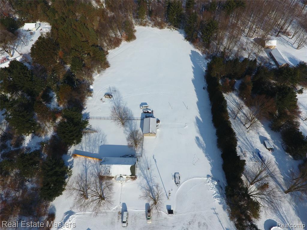7034 Imlay City Road, Clyde, MI 48049 — Photo 24