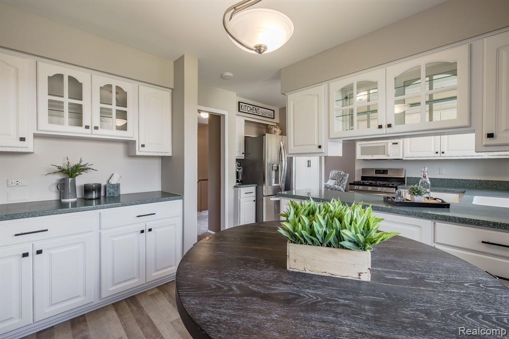 5335 Timber Ridge Trail, Clarkston, MI — Photo 22