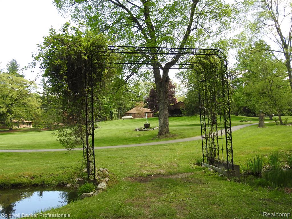 2103 E NEWARK Road, Lapeer, MI 48446 — Photo 88