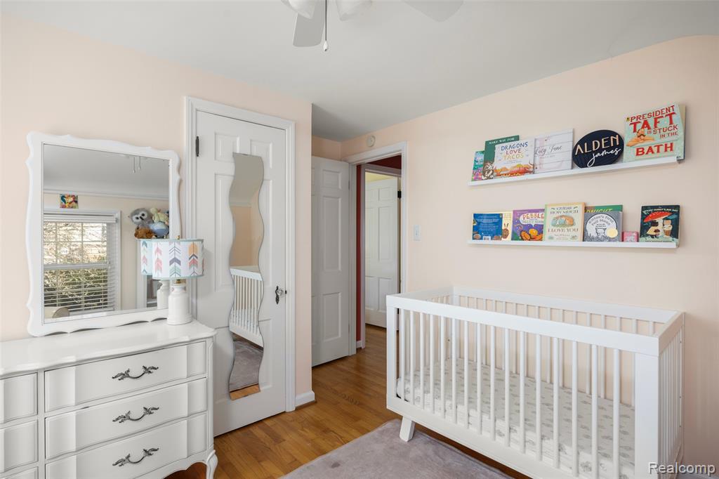 872 University Place, Grosse Pointe, MI 48230 — Photo 20