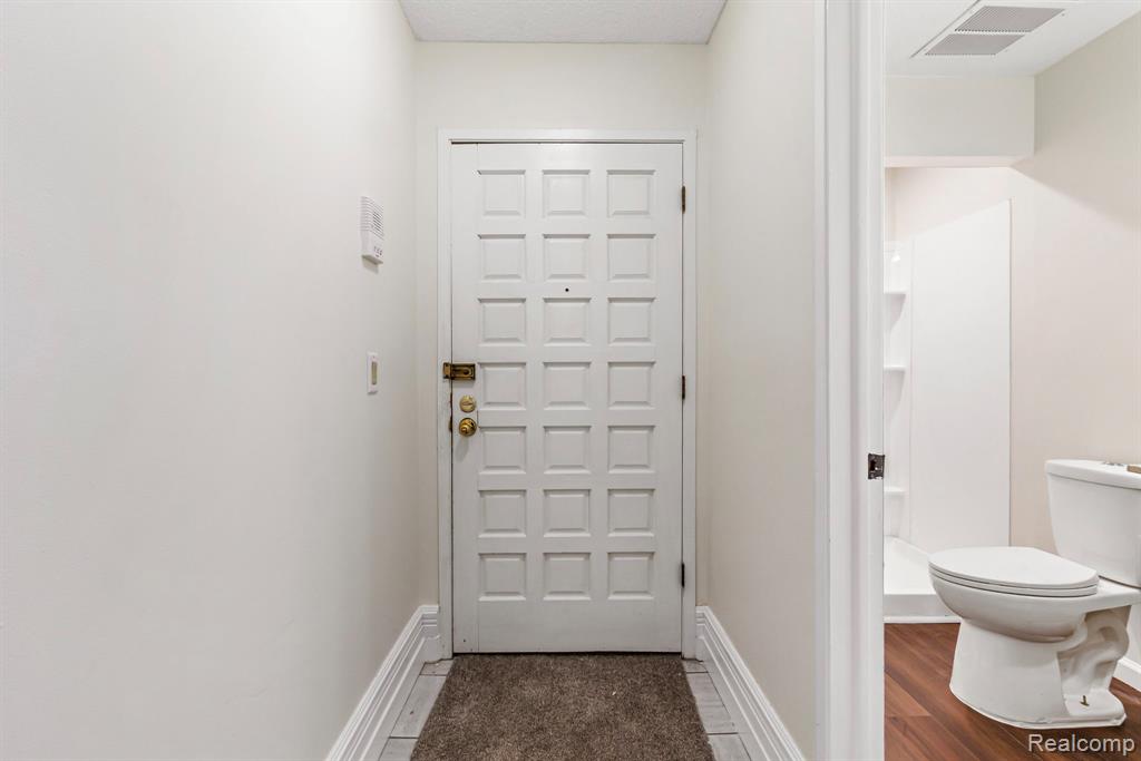 1680 Cliffs Landing, 302E, Ypsilanti, MI 48198 — Photo 2