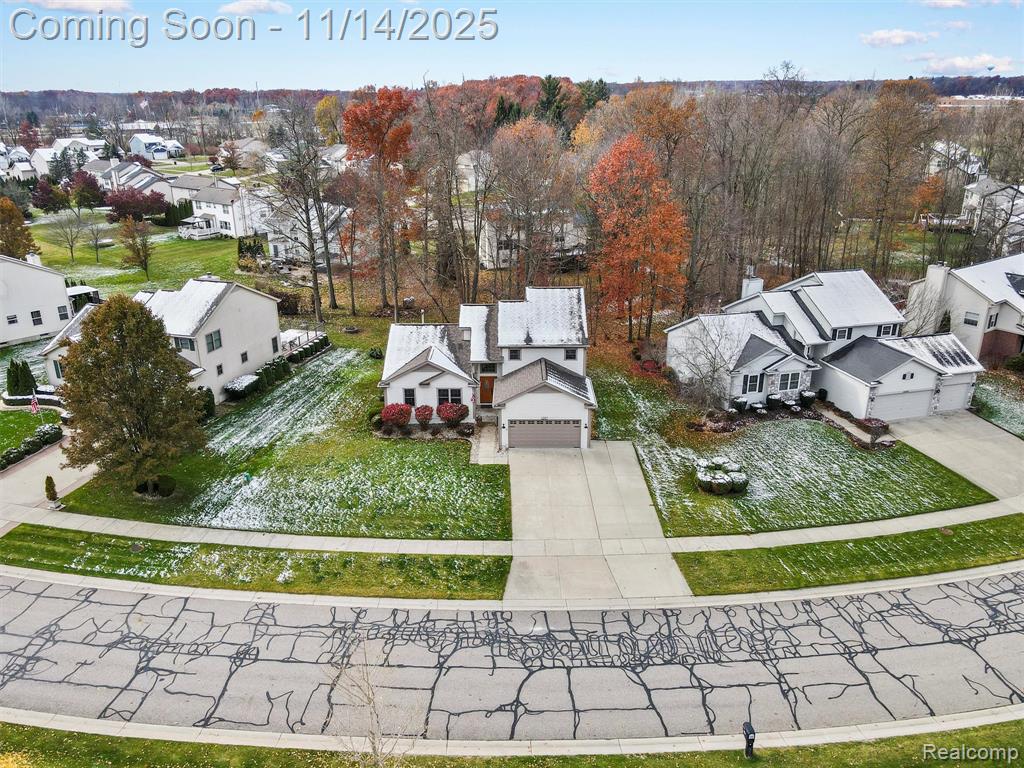 2397 Lorraina Lane, Hartland, MI 48353 — Photo 32