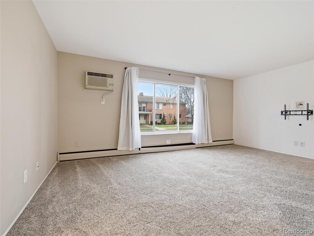 4625 Leafdale Avenue, 2B, Royal Oak, MI 48073 — Photo 5