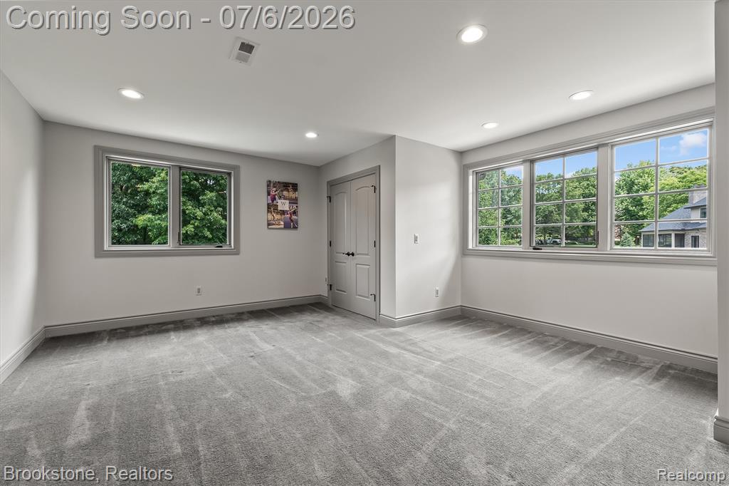 5458 Boulderwood Ridge, Clawson, MI 48348 — Photo 43