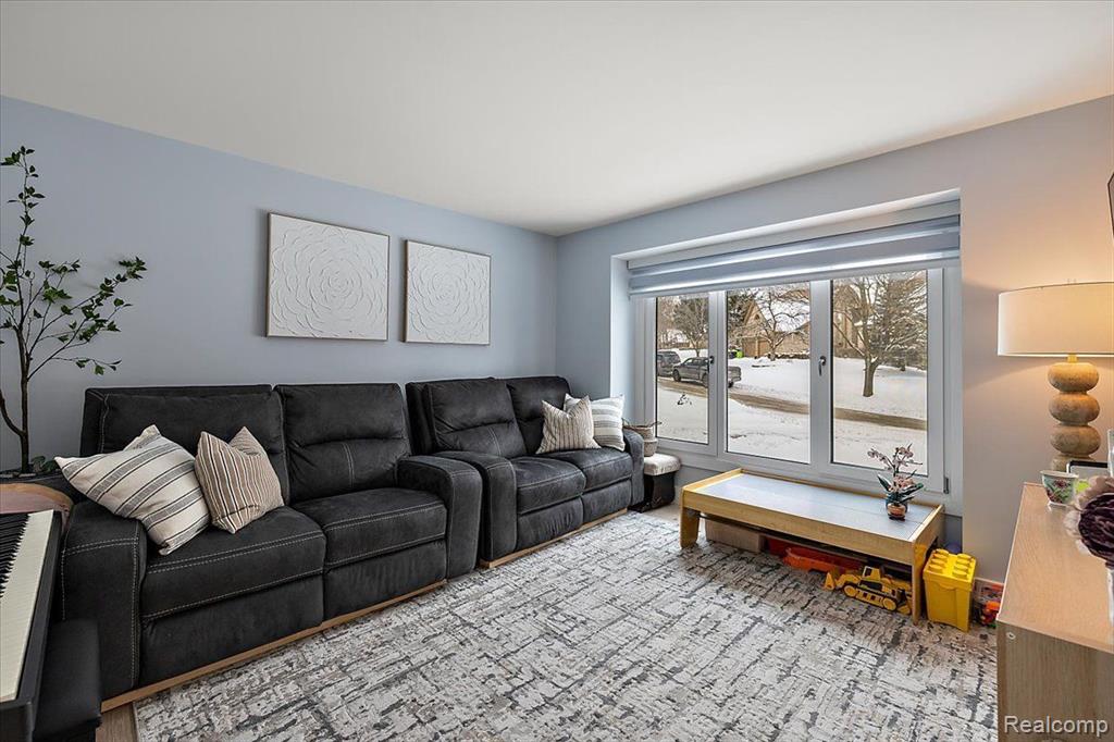 43451 SCENIC Lane, Northville, MI 48167 — Photo 29