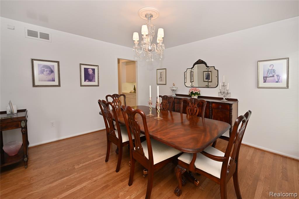 6020 Orchard Ridge Court, West Bloomfield, MI — Photo 15