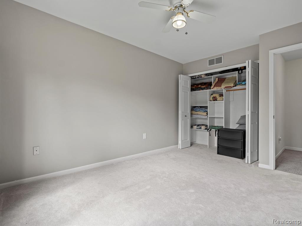 4979 SOMERTON Drive, Troy, MI 48085 — Photo 31
